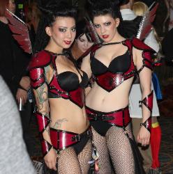 The Girls of Dragoncon!